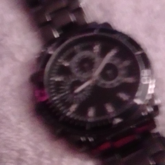 Watch - Picture 3 of 4